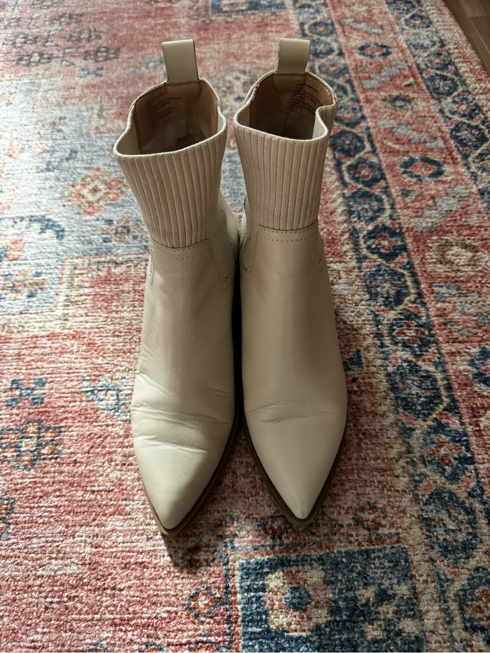Steve Madden Cream Pointed Toe Ribbed Shaft Ankle Boots